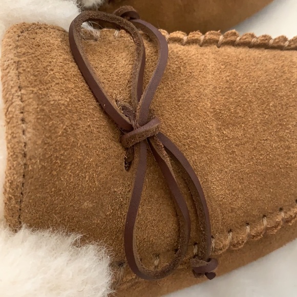 NWB UGG Alena chestnut moccasins slippers - Picture 10 of 10